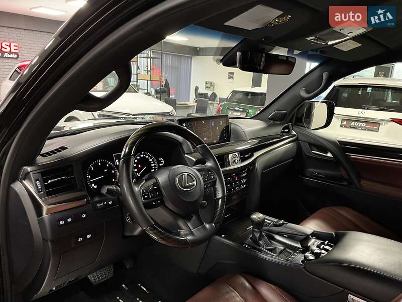 Внедорожник / Кроссовер Lexus LX 2019 в Львове