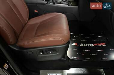 Внедорожник / Кроссовер Lexus LX 2019 в  фото 42 Внедорожник / Кроссовер Lexus LX 2019 в