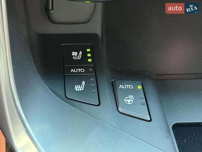 Внедорожник / Кроссовер Lexus LX 2022 в Киеве