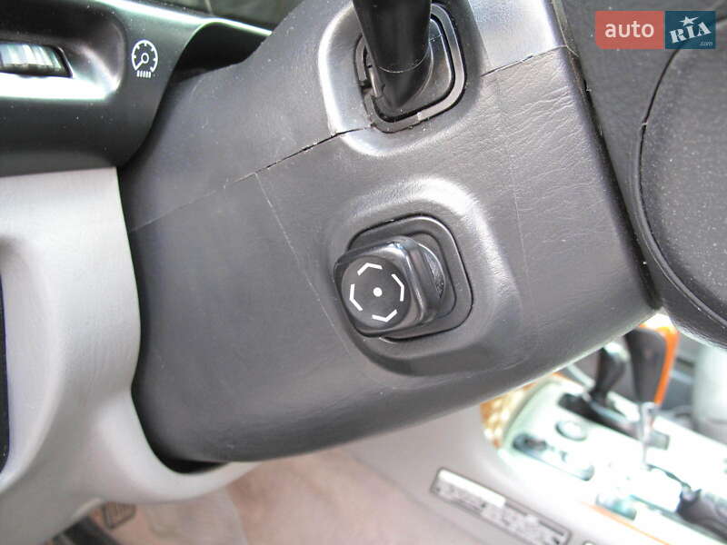 Внедорожник / Кроссовер Lexus LX 2004 в Киеве