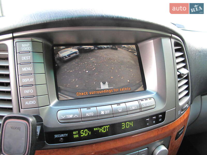 Внедорожник / Кроссовер Lexus LX 2004 в Киеве