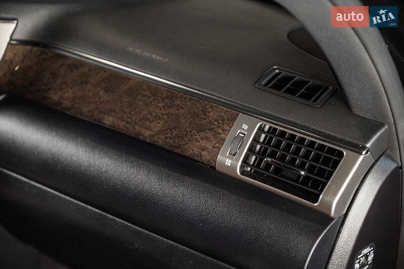 Внедорожник / Кроссовер Lexus LX 2015 в Одессе