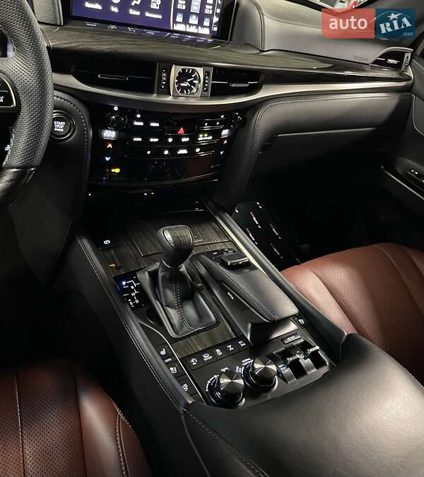 Позашляховик / Кросовер Lexus LX 2018 в Львові фото 64 Позашляховик / Кросовер Lexus LX 2018 в Львові