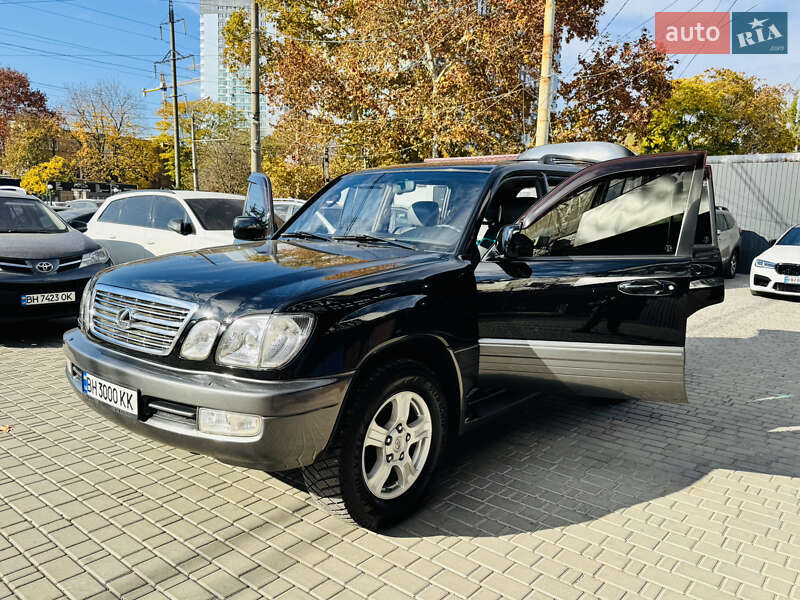 Внедорожник / Кроссовер Lexus LX 1999 в Одессе