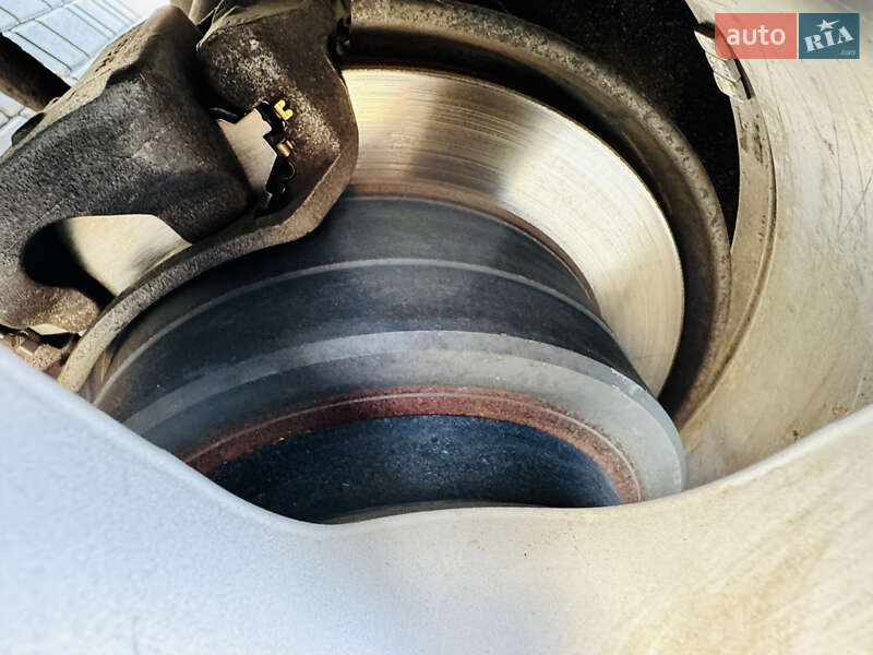 Внедорожник / Кроссовер Lexus LX 1999 в Одессе