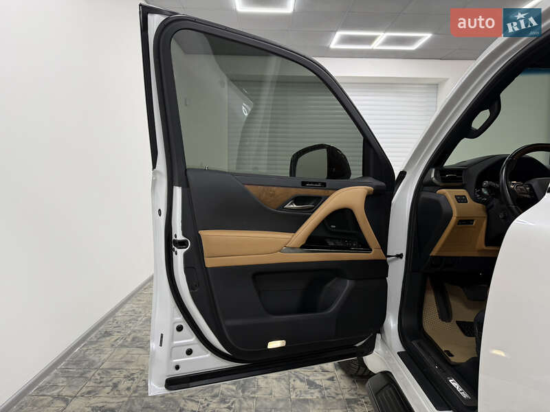 Позашляховик / Кросовер Lexus LX 2022 в Одесі фото 23 Позашляховик / Кросовер Lexus LX 2022 в Одесі