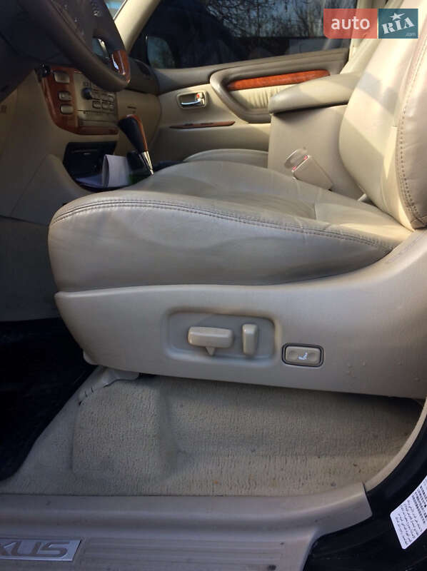 Позашляховик / Кросовер Lexus LX 2003 в Вінниці
