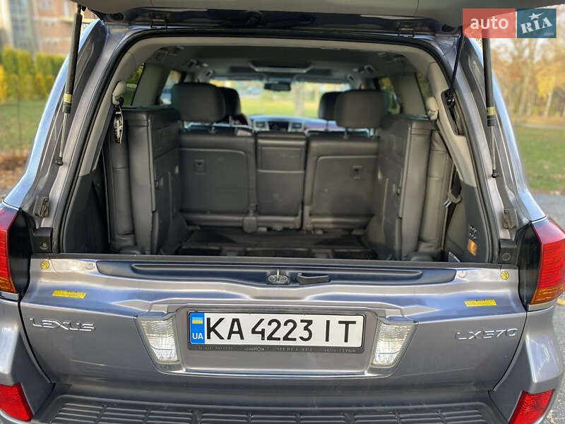 Внедорожник / Кроссовер Lexus LX 2008 в Хмельницком