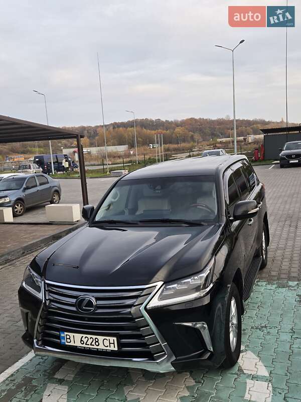 Позашляховик / Кросовер Lexus LX 2016 в Лубнах фото 14 Позашляховик / Кросовер Lexus LX 2016 в Лубнах