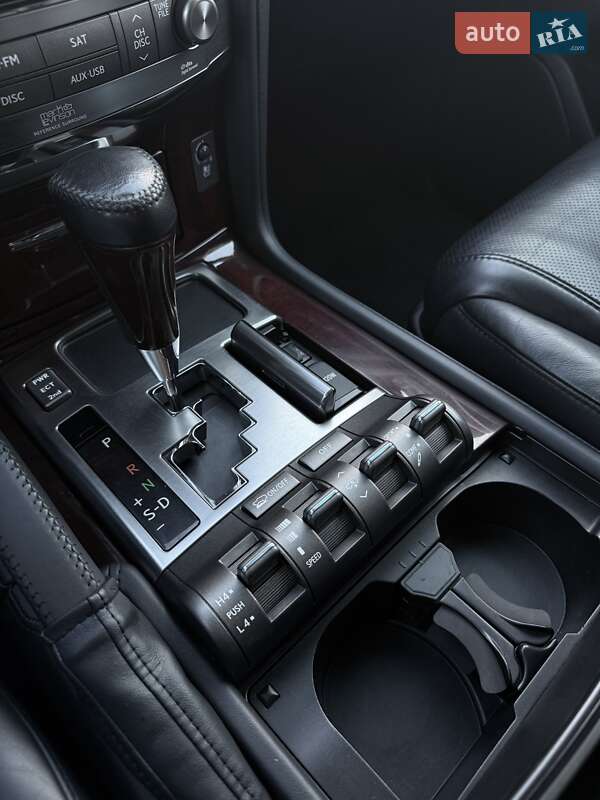 Позашляховик / Кросовер Lexus LX 2011 в Полтаві фото 7 Позашляховик / Кросовер Lexus LX 2011 в Полтаві