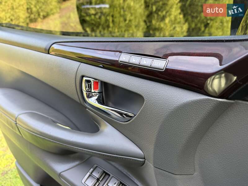 Внедорожник / Кроссовер Lexus LX 2010 в Днепре фото 23 Внедорожник / Кроссовер Lexus LX 2010 в Днепре