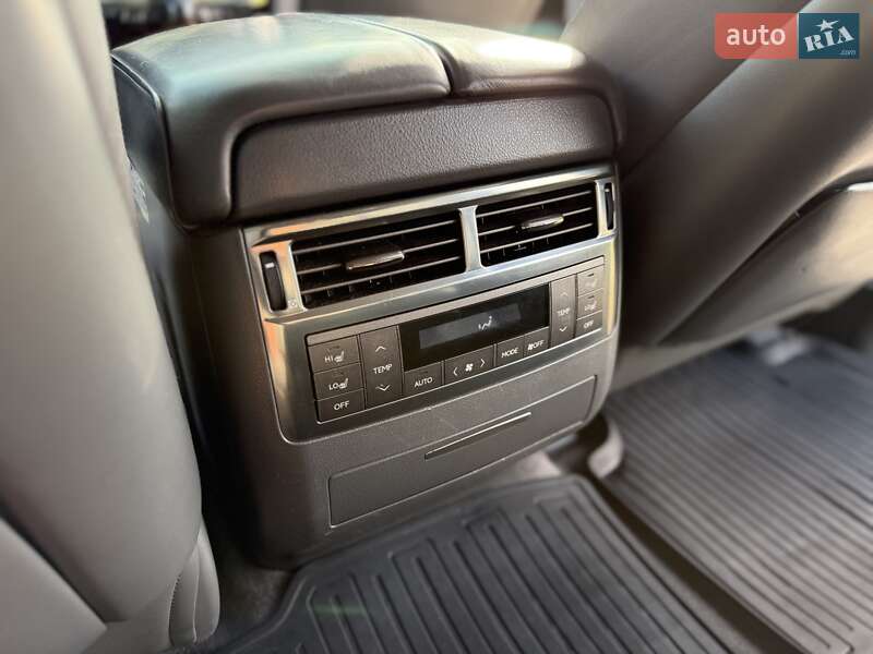 Внедорожник / Кроссовер Lexus LX 2010 в Днепре фото 26 Внедорожник / Кроссовер Lexus LX 2010 в Днепре