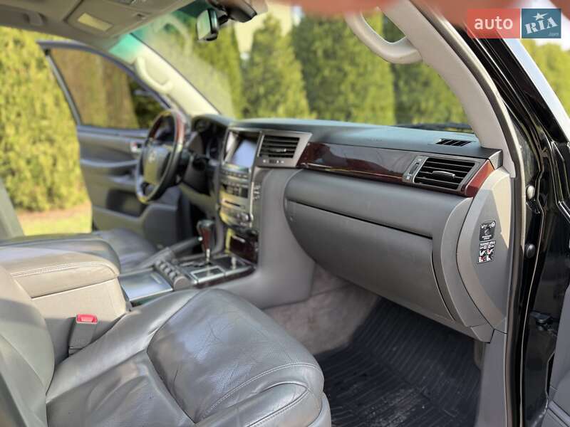 Внедорожник / Кроссовер Lexus LX 2010 в Днепре фото 30 Внедорожник / Кроссовер Lexus LX 2010 в Днепре