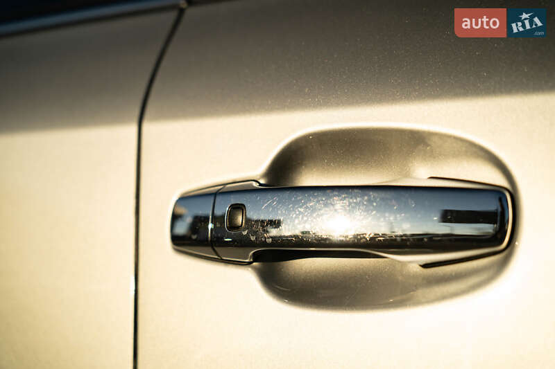 Позашляховик / Кросовер Lexus LX 2008 в Чернівцях