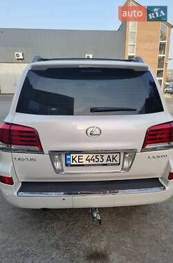 Позашляховик / Кросовер Lexus LX 2008 в Дніпрі