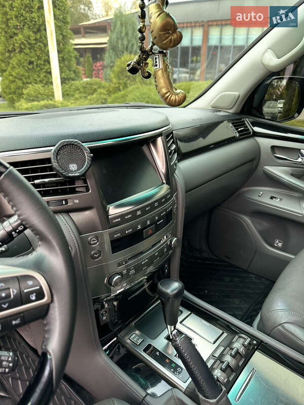 Внедорожник / Кроссовер Lexus LX 2010 в Днепре фото 16 Внедорожник / Кроссовер Lexus LX 2010 в Днепре