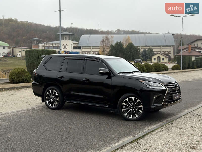 Позашляховик / Кросовер Lexus LX 2021 в Дніпрі