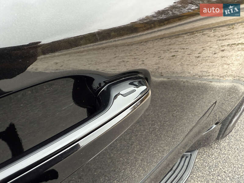 Позашляховик / Кросовер Lexus LX 2021 в Дніпрі