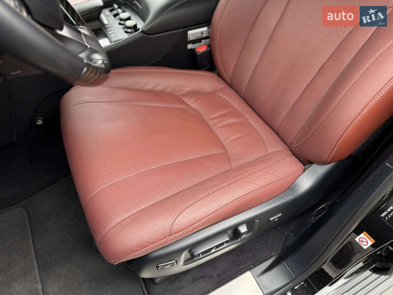 Внедорожник / Кроссовер Lexus LX 2019 в Львове фото 33 Внедорожник / Кроссовер Lexus LX 2019 в Львове