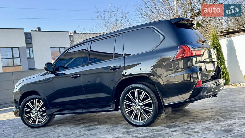 Позашляховик / Кросовер Lexus LX 2018 в Івано-Франківську