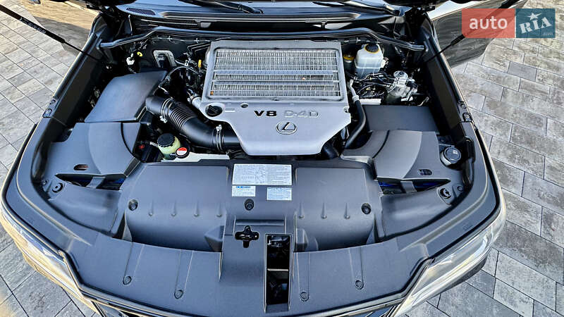 Позашляховик / Кросовер Lexus LX 2018 в Івано-Франківську