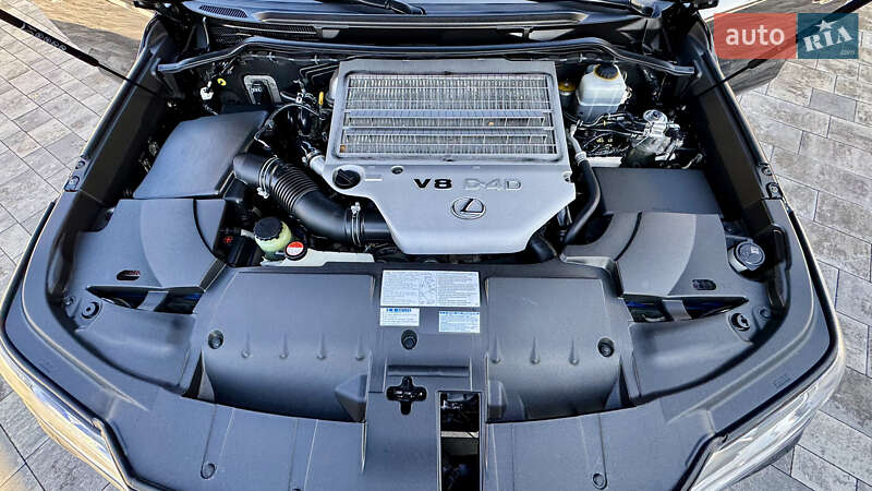 Позашляховик / Кросовер Lexus LX 2018 в Івано-Франківську