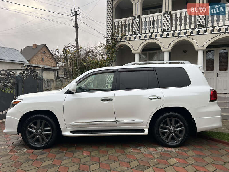 Внедорожник / Кроссовер Lexus LX 2008 в Черновцах