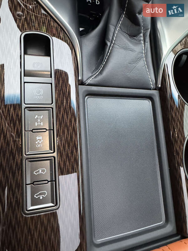 Позашляховик / Кросовер Lexus LX 2023 в Києві