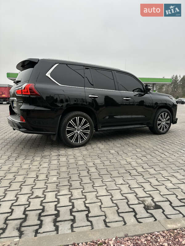 Позашляховик / Кросовер Lexus LX 2019 в Дніпрі