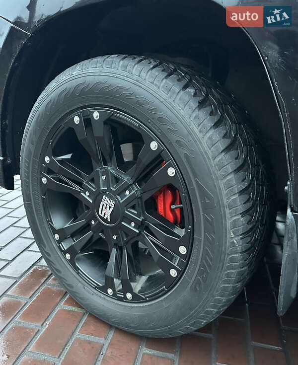 Внедорожник / Кроссовер Lexus LX 2008 в Днепре