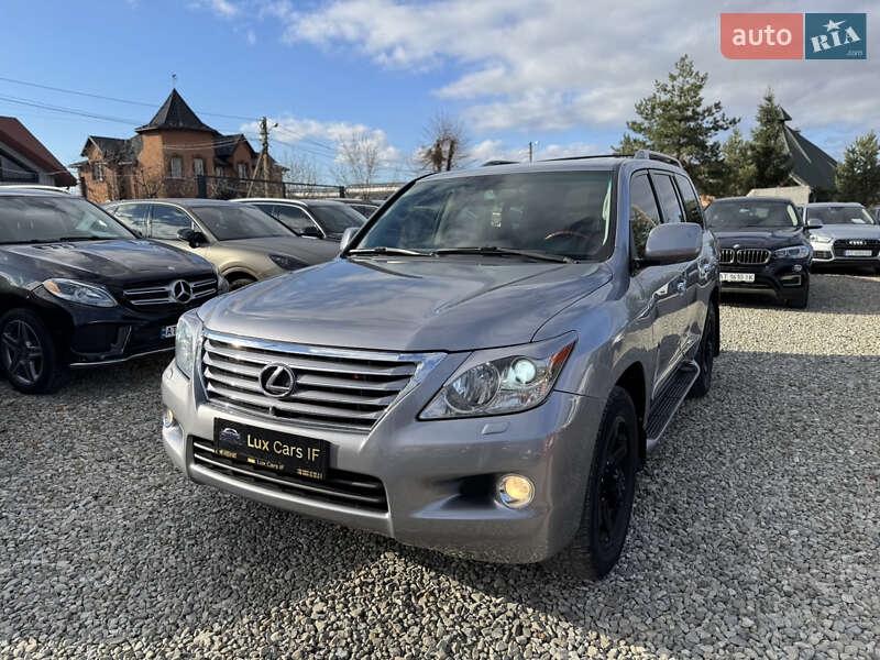 Позашляховик / Кросовер Lexus LX 2008 в Івано-Франківську