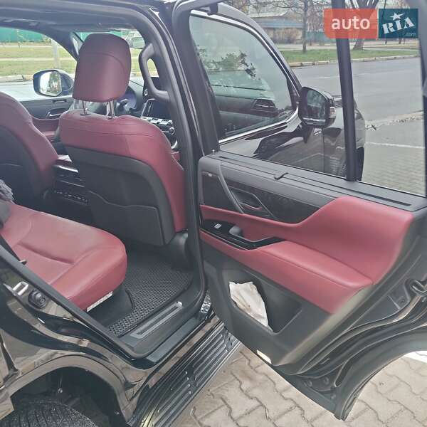 Позашляховик / Кросовер Lexus LX 2022 в Бучі