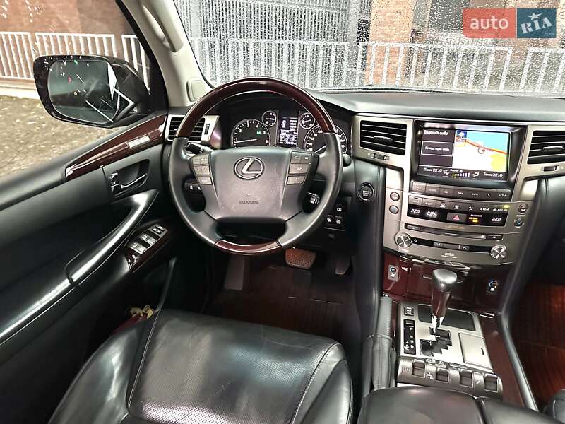 Внедорожник / Кроссовер Lexus LX 2013 в Днепре фото 23 Внедорожник / Кроссовер Lexus LX 2013 в Днепре