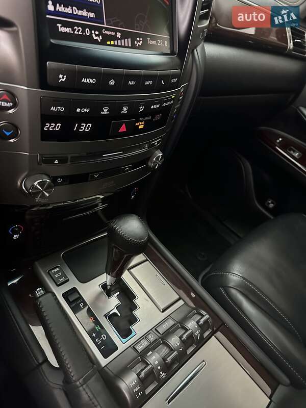 Внедорожник / Кроссовер Lexus LX 2013 в Днепре фото 39 Внедорожник / Кроссовер Lexus LX 2013 в Днепре