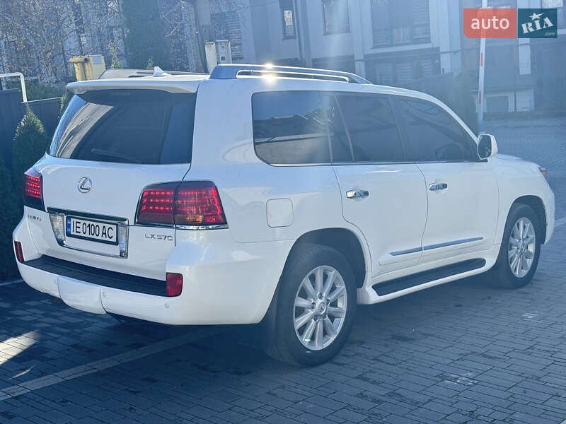 Позашляховик / Кросовер Lexus LX 2008 в Чернівцях