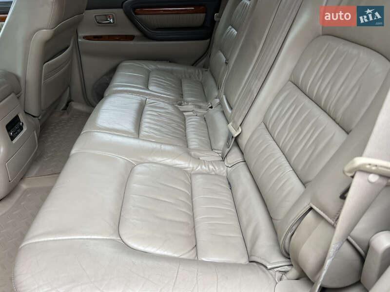 Внедорожник / Кроссовер Lexus LX 2004 в Яремче фото 12 Внедорожник / Кроссовер Lexus LX 2004 в Яремче