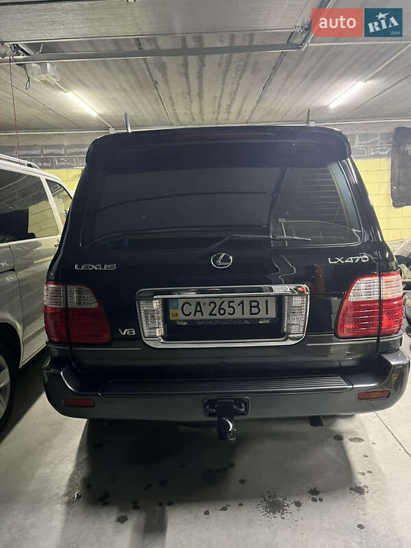 Lexus LX 2003