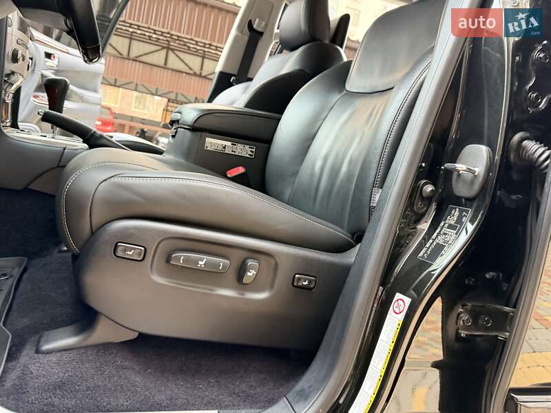 Позашляховик / Кросовер Lexus LX 2014 в Одесі фото 66 Позашляховик / Кросовер Lexus LX 2014 в Одесі