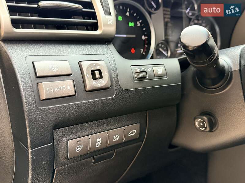 Позашляховик / Кросовер Lexus LX 2014 в Одесі фото 67 Позашляховик / Кросовер Lexus LX 2014 в Одесі