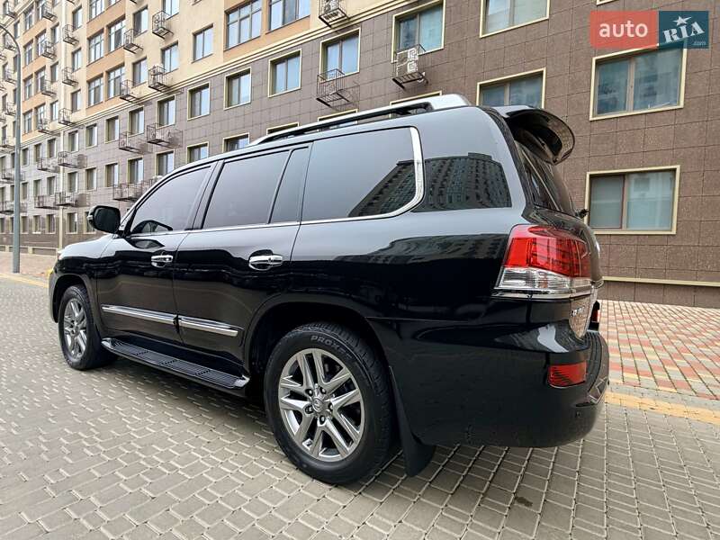 Позашляховик / Кросовер Lexus LX 2014 в Одесі фото 139 Позашляховик / Кросовер Lexus LX 2014 в Одесі