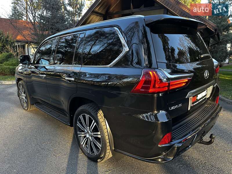 Позашляховик / Кросовер Lexus LX 2015 в Києві