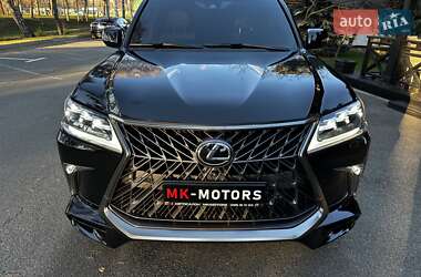 Внедорожник / Кроссовер Lexus LX 2015 в Киеве