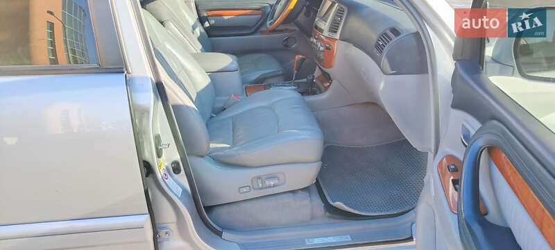 Внедорожник / Кроссовер Lexus LX 2006 в Киеве фото 47 Внедорожник / Кроссовер Lexus LX 2006 в Киеве
