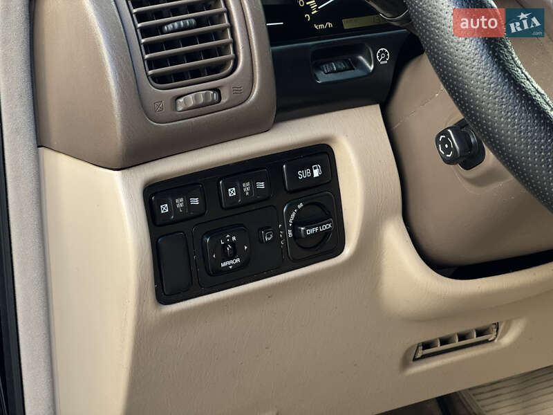 Позашляховик / Кросовер Lexus LX 1999 в Дніпрі фото 11 Позашляховик / Кросовер Lexus LX 1999 в Дніпрі