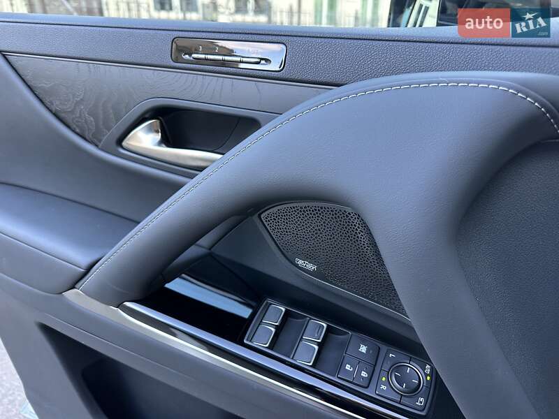 Позашляховик / Кросовер Lexus LX 2022 в Києві