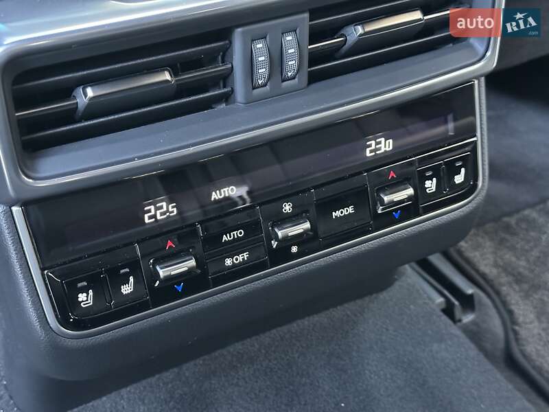 Позашляховик / Кросовер Lexus LX 2022 в Києві