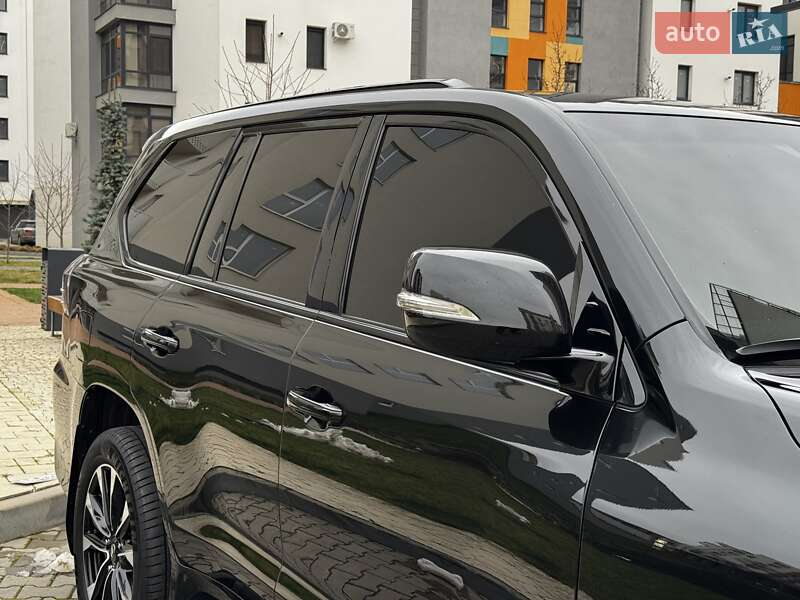 Позашляховик / Кросовер Lexus LX 2020 в Івано-Франківську