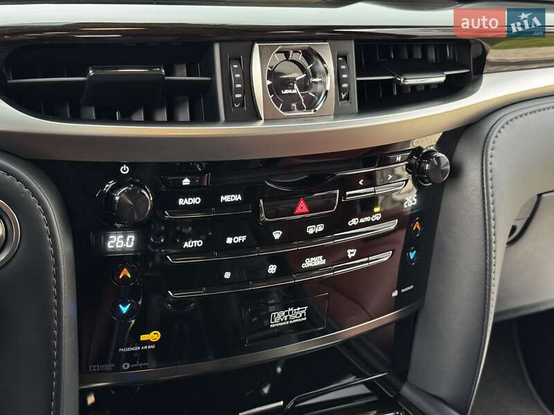 Позашляховик / Кросовер Lexus LX 2020 в Івано-Франківську