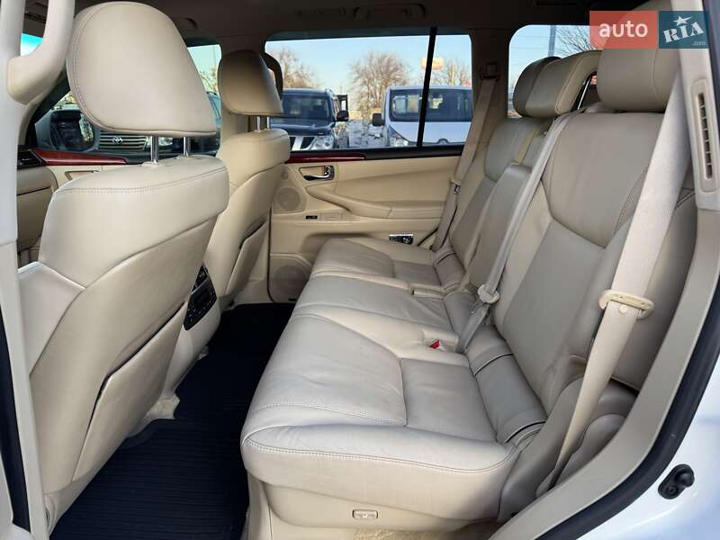 Внедорожник / Кроссовер Lexus LX 2010 в Днепре