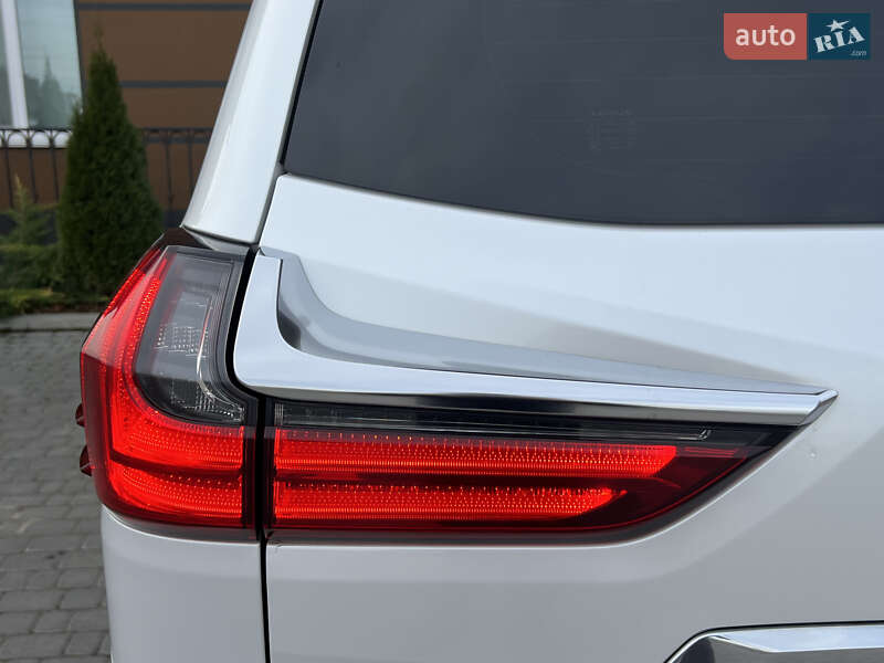 Позашляховик / Кросовер Lexus LX 2019 в Вінниці